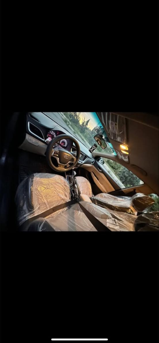 السلام عليكم 

#اكسنت محرك 14 خليجي 2019 #للبيع

مواصفات 
شاشة كامرة 
تحكم ستيرن
اشاير بالمري
دبل ريمونت
 ماشية 122 الف كيلو
جاملغ السايق مصبوغ اثر شخط بدون فتح براغي
رقم اربيل الجديد
السعر (120) وبيها مجال للطيبين
مكان السيارة #الموصل
*********** الرقم بي واتساب
