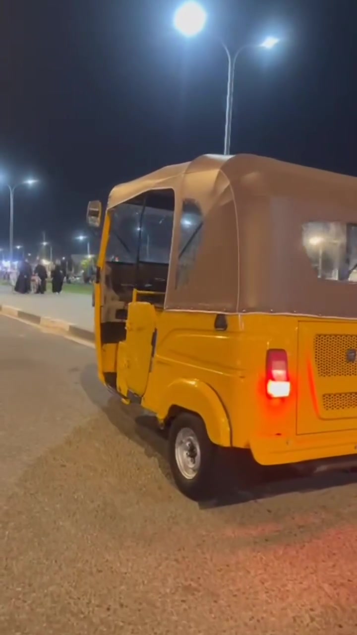 سلام عليكم شباب تكتك للبيع مديل 21 بيها هاي بلتكمه وبدي بلادي قطره صبغ مابيها 7500 وبيها مجال قليل مكاني بصره قبله والشراي بخدمته ***********
