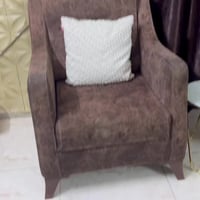 توفر يمنه تخم تركي 100 بل100 ابو السرير 12 مقعد نضيف جدا وبسعر جدا منا...