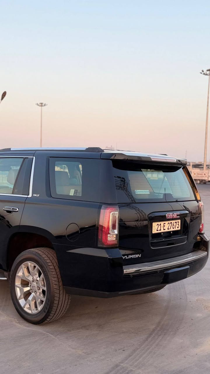 السلام عليكم GMC يوكن موديل 2015 خليجي وكاله المنصور هزه ورقم سليمانيه الجديد تحويل او وكاله فول مواصفات SLT
فتحه كشنات تدفئه تبريد قاصه بصمه تشغيل بصمه ابواب باب خلفي كهرباء تلفزيون وبعد بيهه هواي مواصفات كفاله ضربه وتبديل وصبغ حته الدعاميات مكينه 5300 بلاد مامفتوحه ماشيه 102 جديده السياره. 
العنوان: بصره 
رقم الموبايل:***********
