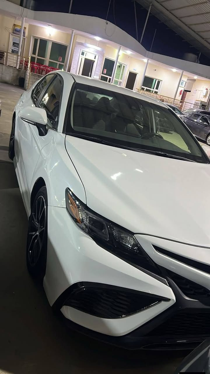 السلام عليكم
Camry SE 2024 / كامري

محرك  2500cc بانزين 

السيارة للبيع فقط 💯

الضرر : ربع بنيد صبغ + نص باب سكن صبغ + جاملغ امامي طرف اليمين تبديل شركة نفس لون 

المواصفات
• شاشة كبيرة
• كاميرا خلفية 
• رادار امامي
• مانع تصادم
• محدد مسار
• تصحيح مسار
• مثبت سرعه
• مانع انزلاق
• استيرنق متحرك
• تحكم طارة
• نقطة عمياء
• مانع تجاوز
• حساسات مانع تجاوز
• اضوية اماميه زنون LED
• اضوية خلفية LED
• ليد زنون نهاري
• ويل قياس 18
• نظام ECO + TRIP 
• نظام GPS + خرائط
• نفكيشن
• 3 أنظمة قياده ECO / Normal / Sport 
• اوامر صوتيه
• بلوتوث
• مدخل USB 
كفاله كير مكينه

السعر : 213

مكان السيارة عقرة 

*********** آسيا / واتساب
