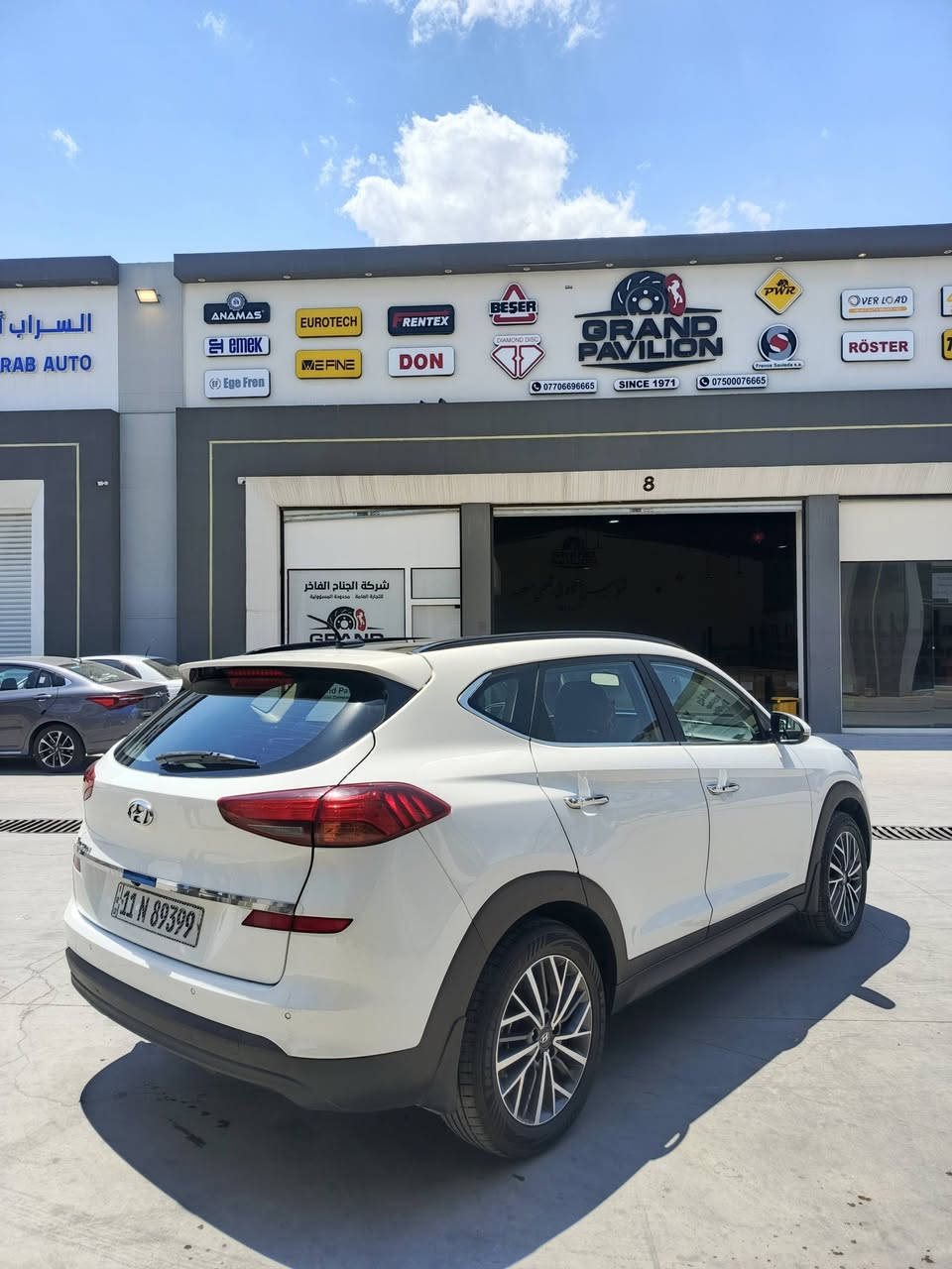 هيونداي توكسن موديل 2020 ماشية 69km  مكينة 2000 دوش رقم بغداد هزة جديدة شرط التحويل فول مواصفات 1/1 بجم لكزز ويل مكسيكي بانوراما كشنات قرميطي كشنات كهرب قطعتين تبريد بيها جاملغ الامامي تبديل "شرط" بدون دواخل سعر 180 وبيها مجال مكاني موصل
للتواصل 
*********** 
***********
