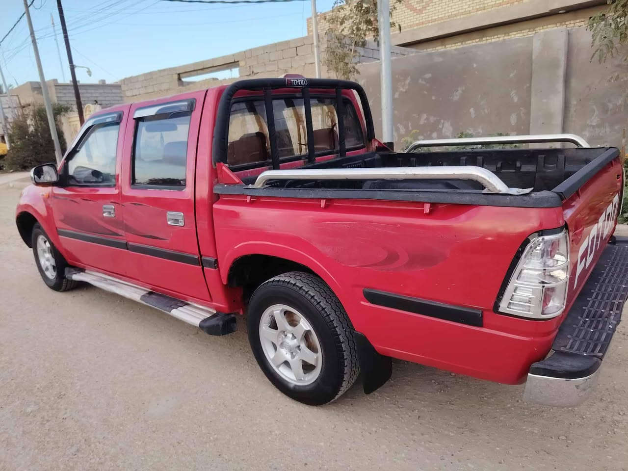 سلام عليكم بيكم فتون موديل 2013 رقم مثنئ سنويه
ل 28 سياره مكفوله كفاله عامه من ضربه  كير ومحرك

 شرط تخم تاير حداديه جديده سياره جاهزه المكان الديوانية السعر 43 وبيها مجال الاستفسار ***********
