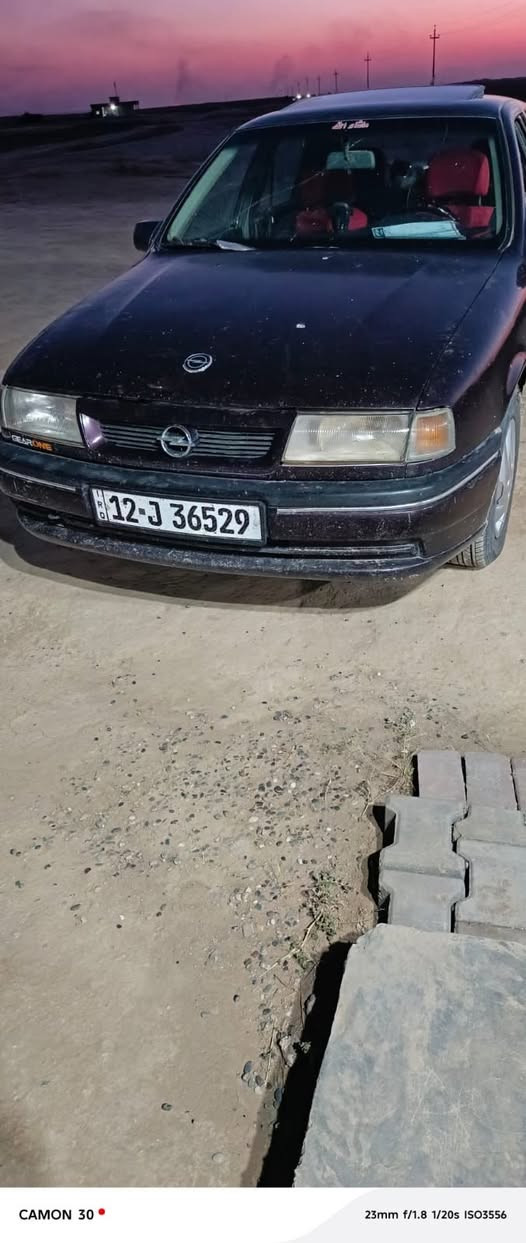 للبيع اوبل فكتره موديل 93 رقم نينوى دولي سنوية الى 2029 كير شرط محرك 18 شرط صبغ عام جمليه رقم الهاتف ***********
