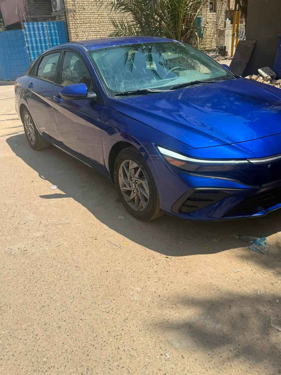 السلام عليكم الانتره ورد امريكي 
موديل 24 حادثه باب و جملغ 
بدون اريباك حادثه سطحي بدون دواخل
فول عده الفتحه سياره جديده 
بعدهي بدون رقم منفيس بسمي 
اني المستورد مكاني بغداد بلديات 
السعر 142 بيه مجال 
***********
