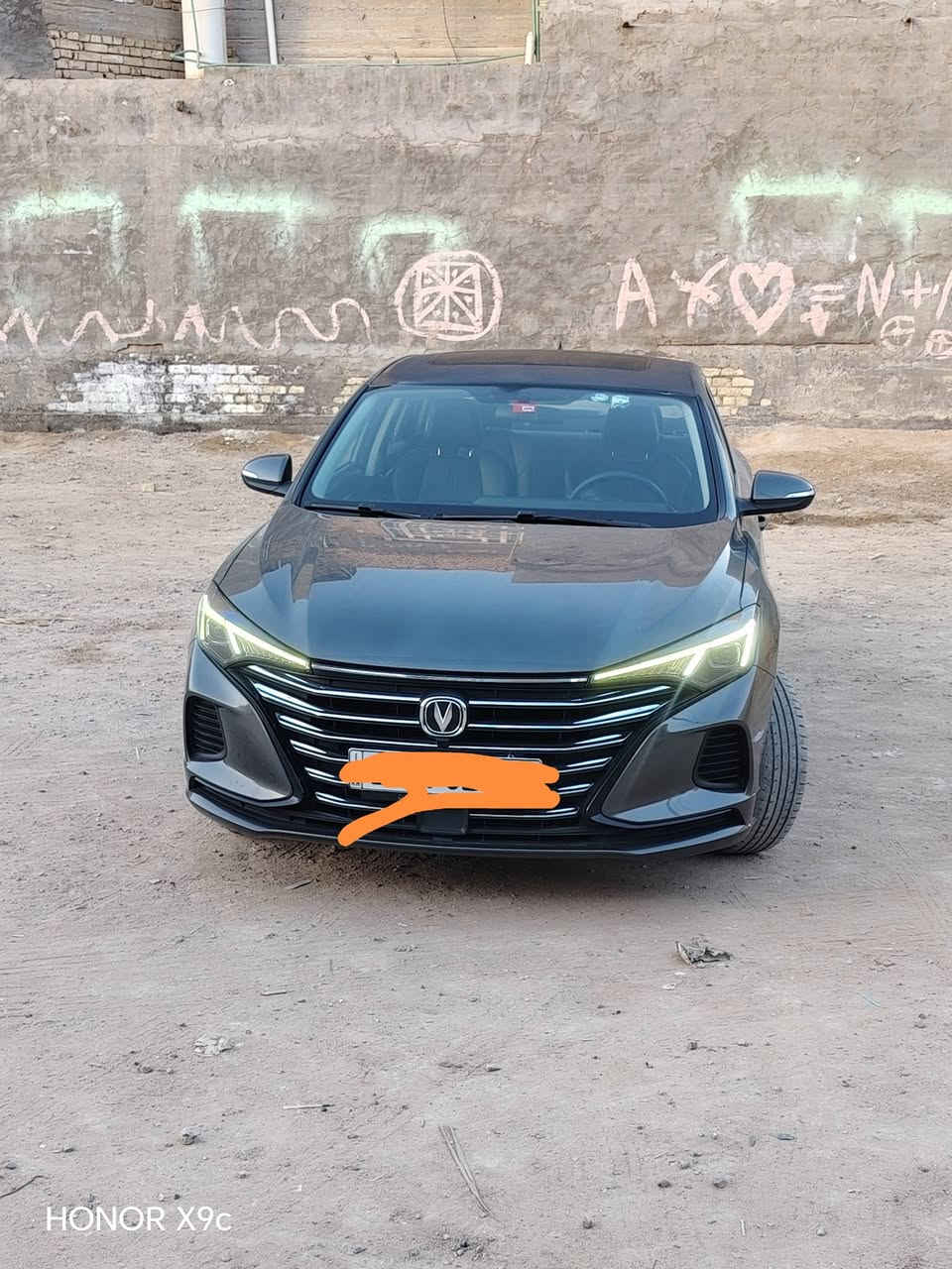 السلام عليكم
للبيع  شانجان ايدو موديل 23
رقمه اربيل
سياره مكفوله من الصبغ والضربه
تحكم سترين
تشغيل عن بعد
بيه هوايه مواصفات
الاستفسار الاتصال برقم ***********
