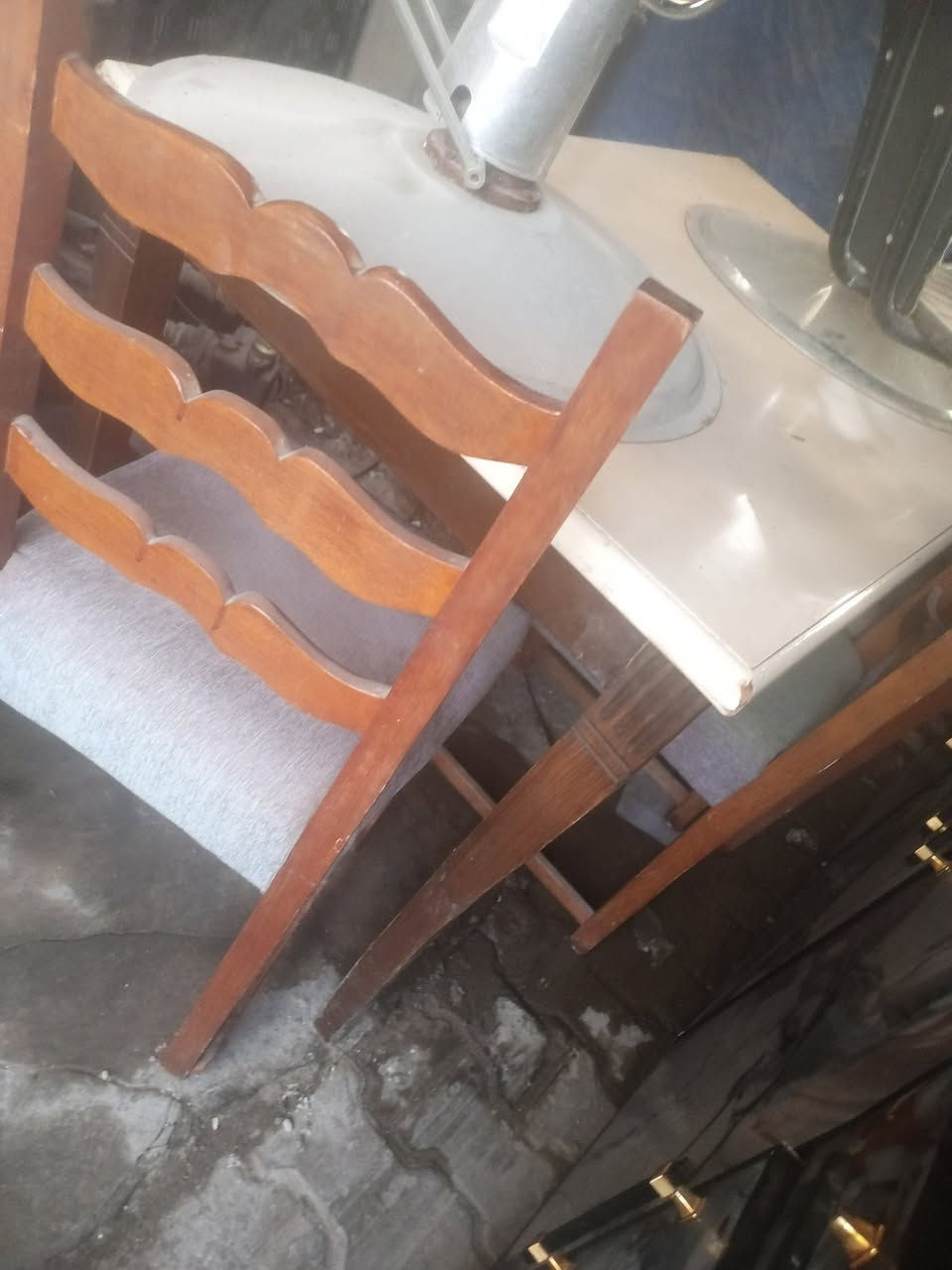 ميز طعام للبيع  عنوان شرطه رابعه


**إذا كنت صاحب هذا الإعلان وتريد حذفه لأي سبب، رجاءا أرسل رسالة إلى الدعم الفني**