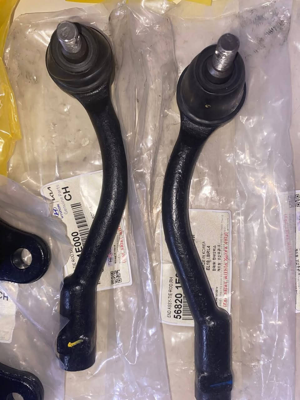 اللهم صلي على محمد وال محمد
صدر اكسنت 2010 كوري المنشا 
رواط 2
شمعات2
بوش كبير 2
بوش صغير 2
لاستيك رباط 2
طوبات 2
بوش هاوزن 2
السعر 70 الف توصيل 5 الف بغداد
الموقع بغداد حي اور شارع حسينيه المصطفى 
يوجد حداديه صدر بسعر 40 الف 

***********
اهلا وسهلا بكم
