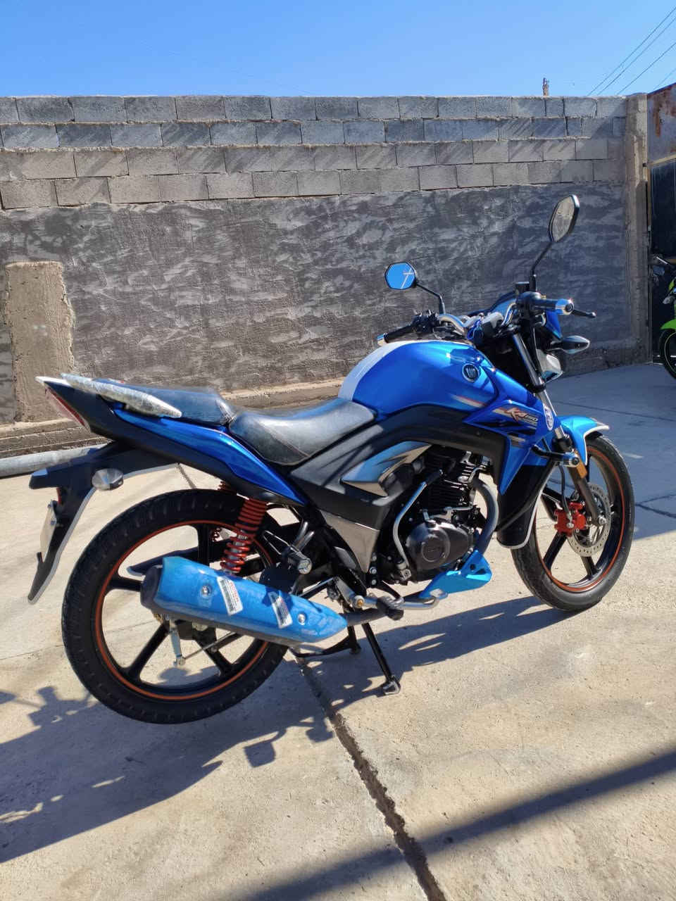 السلام عليكم للبيع دراجه هاوجي موديل 2023 مكمرك المحرك مكفول كهربائيات كلها شغاله السعر 14 ونص وبيها مجال المكان الرمادي البعلي الجاسم قرب محطه الثانيه ألاستفسار ***********
