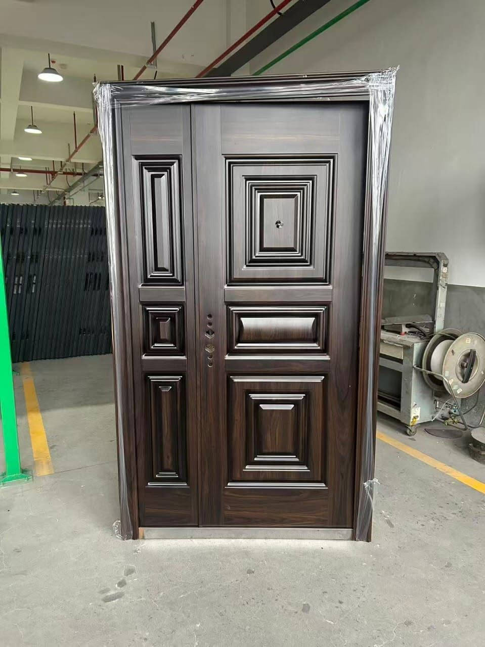 🚪🔥 حصلوووووو العرض لفترة محدووووودة 🔥🚪
لو انت تاجر ابواب او عندك فكرة مشروع  تشتغل في الابواب فالعرض الرهيب دة ليك 😍👌
وفرنا ليكم أبواب بمواصفات ممتازة وتشطيب راقي يناسب البيوت والمكاتب والمحلات ✨
✅ سمك 5 سم
 ✅ عازل للصوت 
✅ متوفرة جمبع المقاسات للمداخل والغرف والحمامات 

ومتوفر جميع أنواع الخشب
شغل نظيف وجودة مضمونة ومواصفات سعودية مطلوبة ومعروفة بالقوة والمتانة 🔥
📢 الكمية محدودة والعرض لفترة محدودة، ألحق احجز بابك قبل نفاد الكميات!
موقعنا : السطبلات _ سباق الخيل _ جوار مصنع اليمامة للثلج
📩 للاستفسار والطلبات 📞0903953809


**إذا كنت صاحب هذا الإعلان وتريد حذفه لأي سبب، رجاءا أرسل رسالة إلى الدعم الفني**