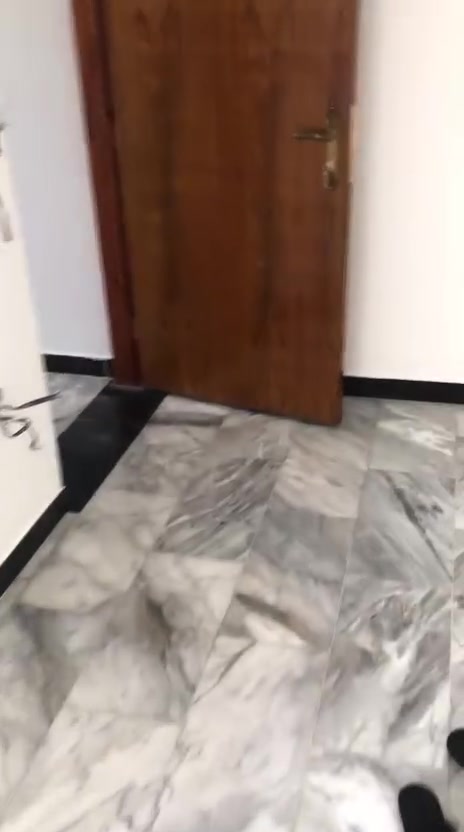 السلام وعليكم خلفه تطبيك ارضية بورسلين ومرمر وتطبيك سيراميك خبرة ٣٥ سنه 
شغل الاولي الدرجة الاولى تطبيك بلين وليس بسيس  سعر المتر ١٠ الف للتواصل رقمي الخاص 
***********

