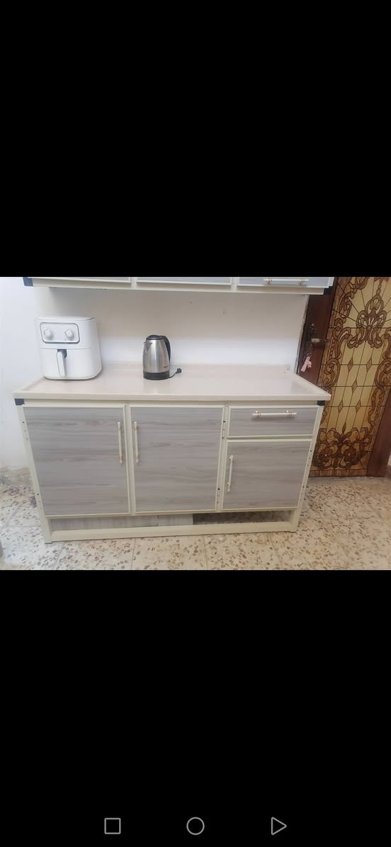 للبيع مكاني شهداء العبيدي  الكاونتر كله مرمر  السعر ٣٥٠ بي مجال التخم ٢٥٠ وحده جبيره واربعه الصغار


**إذا كنت صاحب هذا الإعلان وتريد حذفه لأي سبب، رجاءا أرسل رسالة إلى الدعم الفني**