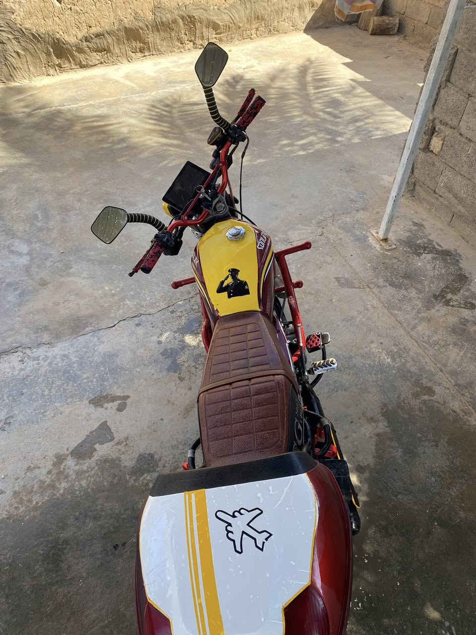 السلام عليكم ماطور سونك ٢٠٢٥ نضيف محرك وكير شرط محرك ٢٠٠(CBF) ضاغطه وزنجيل تيرات نضيفه سكان رياضي درع رياضي جنطه صندوك سعر ٩٠٠ وبي مجال متواجد عالماسنجر رقم الهاتف *********** لمو شراي لا تعبني ولا تعبك يرحم ولديك
