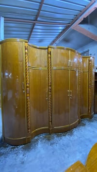 غرفة نوم للبيع مستعمل نظيف جدا شغل تسكام للاستفسار مراسلتنا على خاص او...