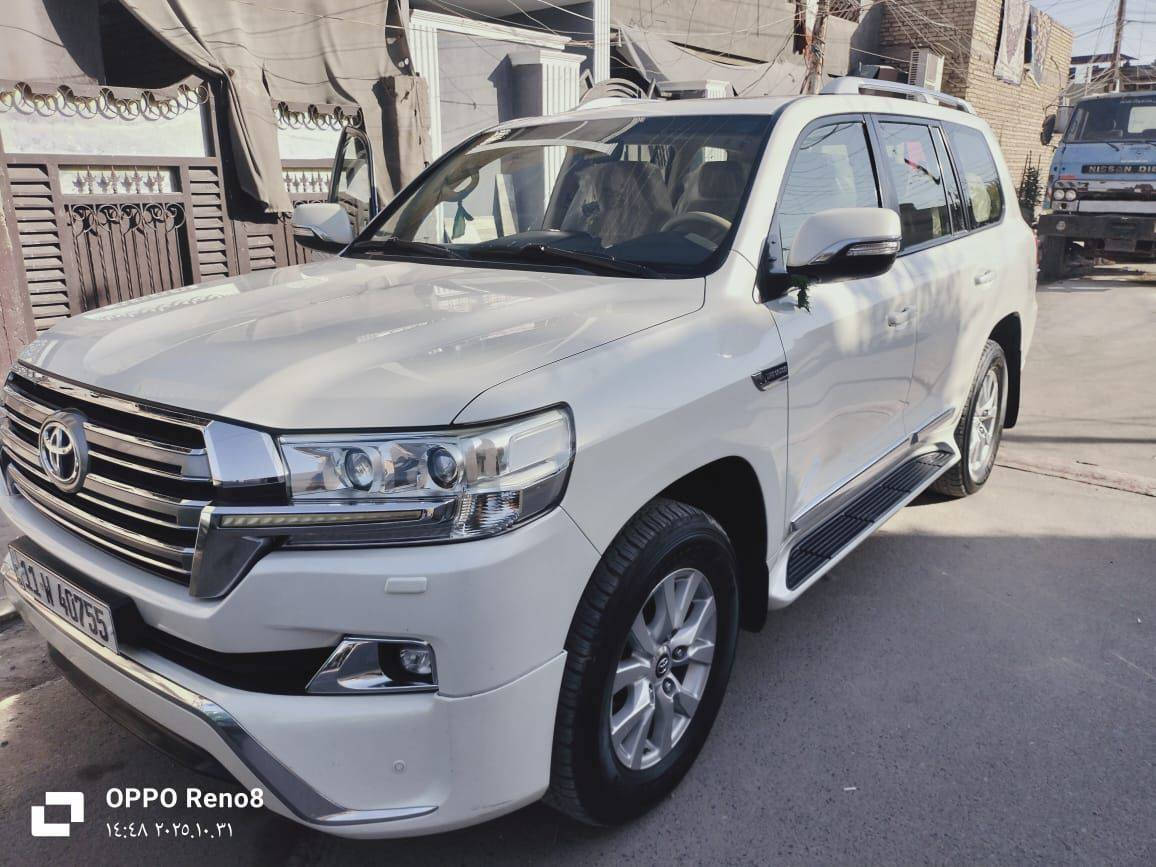 للبيع لاندكروز موديل 16 كفالة
بدون صبغ بدون حادث فقط بارد بسيط شرط الفحص
شركة ساز أصلي
مواصفات GX. R فول
بصمة تشغيل
بصمة أبواب دخول ذكي
شاشة أربع كامرات خلفي وامامي + جانبيات
زراكات 
مري كهربائي
نظام أيكو تلقائي
كرسين كهرباء ثلاث طكات
كراسي جلد
سبعة راكب V6 
عشرة أرباك
موس
فور ويل ماشية 150km قابل للزيادة كير مكينه كفالة
تخم تاير جديد حداديه صدر جديد ترايها حلو رقم بغداد انكليزي بأسمي شرط التحويل سيارة جاهزة مكاني ديالى بعقوبة لمعرفة السعر ولستفسار أتصال ع الرقم ***********
