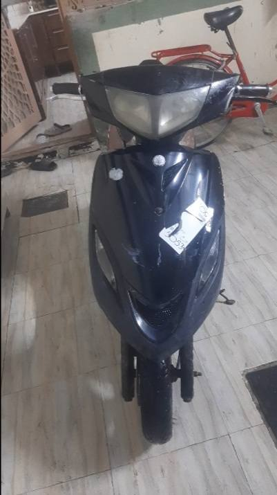 ماكس قجمة مكينة ماعايزة برغي نضيفه 150cc دراجة عوزه فقط كهربائيات الباقي كله فول. سعر (300) مكاني نجف ***********
