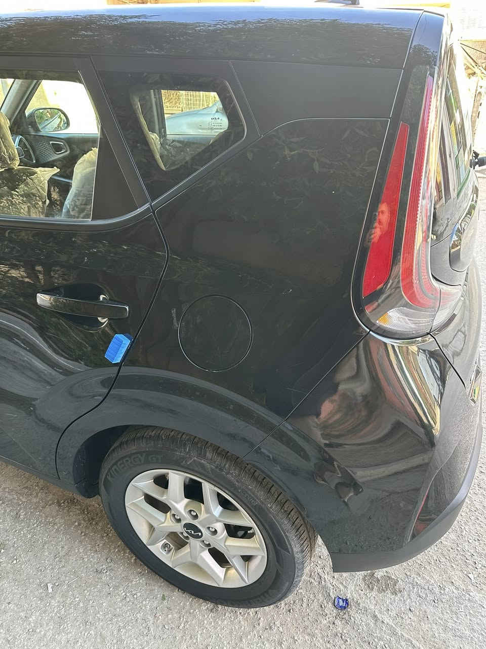 السلام عليكم كيا صول للبيع موديل 2023 حادث بنيد مبدل وجاملغات اماميه مصبوغه وباب السايق وباب عكس السايق بيها كلير رقم بغداد              
السعر 132 $ ورقه  
ماشيه 48 الف كيلو 
محرك 2000 دوش 
رادار خلفي وجانبي 
رادار امامي توقف ذاتي 
مانع تصادم 
قياده ذاتيه 
مثبت سرعه 
شاشة كار بلي 
كامره خلفيه دواره 
***********
