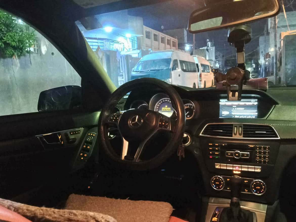 سلام عليكم مارسيدس C300فول مواصفات فته شاشه تحكم ستيرن كسنات تفئه تبريد خزن ميموري سياره جاهزه تخم تاير صدام امامي خلفي ضرره بل خارج مرضح بل صوره وبل عراق جاملغ صفحه اليمنه مراوس بدوج كرفان مكاني ديالى جديده الشط. ***********
