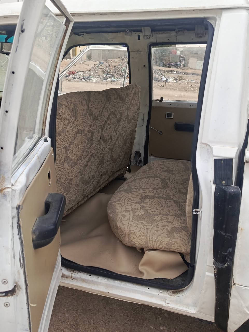 السلام عليكم
للبيع بيكم ستاوت موديل 82 رقم الماني كركوك صاحبه يريد مداور ماكو وكاله كير ومحرك خير من الله والبدي شوف العين العنوان نجف كوفه السعر 28 ورقه .
الاتصال ماسنجر او ***********
