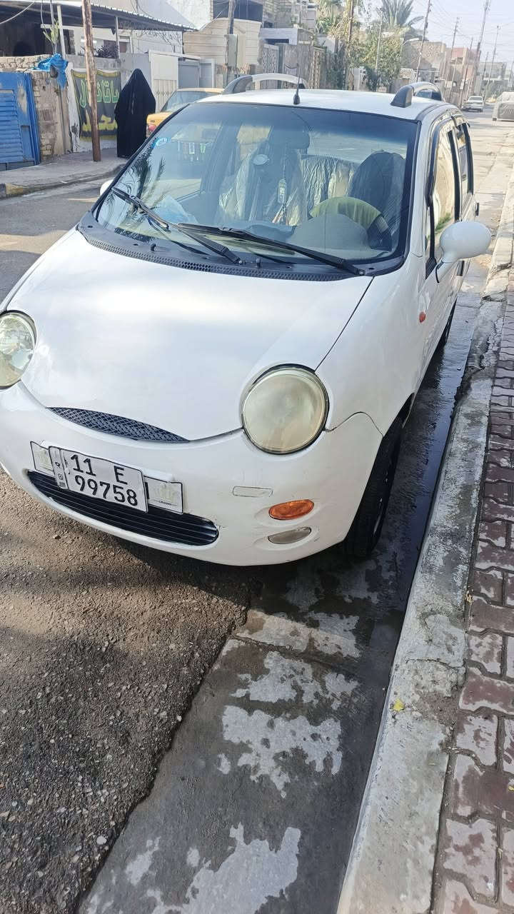 للبيع كيو كيو كير عادي موديل 13 رقم انكليزي بسمي مكان بغداد الحسينية رقم الهاتف ***********
