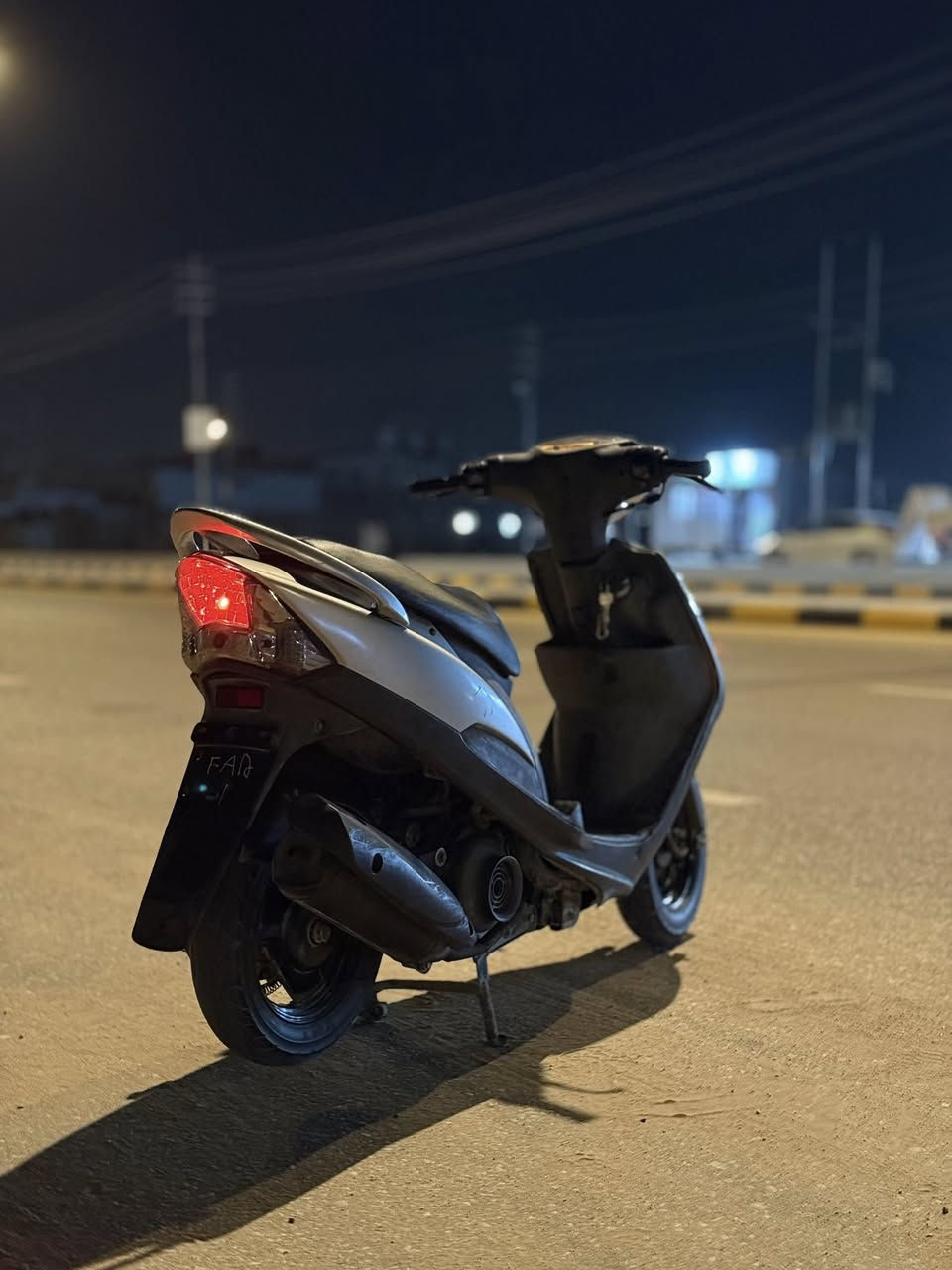 سلام عليكم ماكس عدله للبيع بلادي كلشي مامبدل بيها دراجة مامفتوحة نظيفة مكاني نجف سعر 750 باقي التفاصيل خاص او على الرقم ***********
