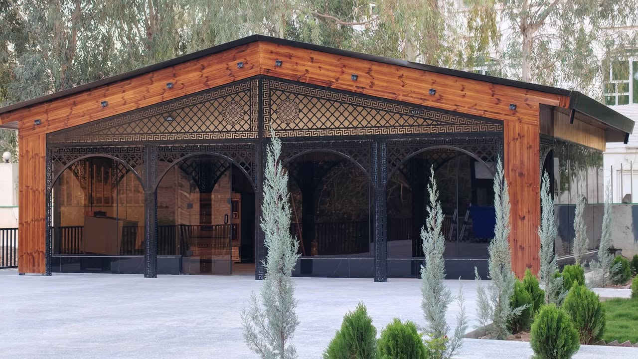 وەستا هژار  ***********
بۆ دروست کردنی بینای ئاسنو کەپری  شوێە گەشتیاریەکان
