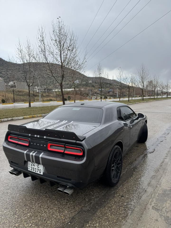 Dodge challenger
موديل 2023
ماصفات GT AWD
رقم دهوك تحويل شرط
صبغ بولند و شبر قمارة 
ارباگ سستم
سيارة جاهز مابيها مصرف 
مكان سيارة عقرة 
رقم شاسي موجود
سعر 139 
***********
