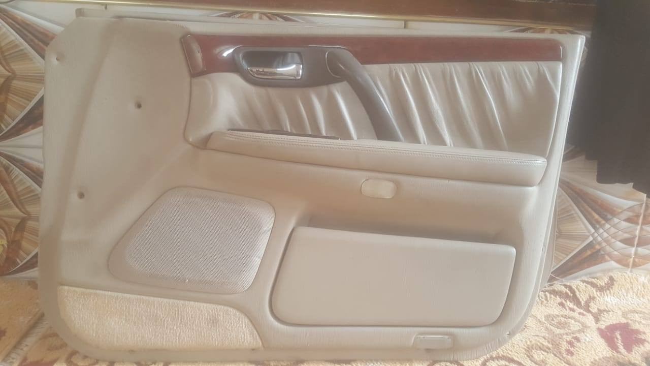 بطاين ملكة جلد نظافة مثل ما بالصورة
العنوان ذي قار سوق الشيوخ العكيكة
للتواصل 
***********
اتصال 
واتساب 
ماسنجر
