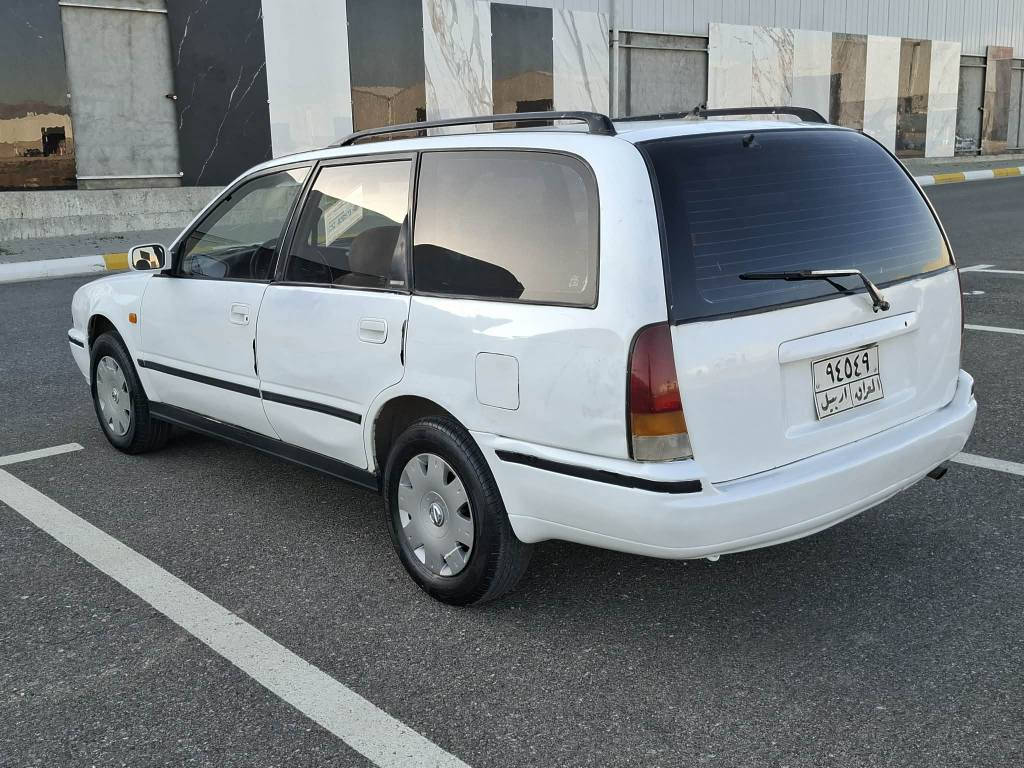 نیسان پریمەر  مۆدێل 1993
گێڕ عادی 
سعر (34) گەڵاو کەمێک مجال
***********
***********
گێڕو مەکینەو تەقەو ڕەقەو کارەبای بەشەرت . زۆر پاکەو هیچ مەسرەفی تیا نیە . 
چوار تایەی لۆکی لە ژێرە .
هیچ دەعم و لێدراوی نیە . 
چوار جام و ئاوێنە کارەبای . قفڵ مەرکەزی . تبرید . .....
سەنەوی شەش مانگە بەسەر چووە تحویل غرامە بەشەرت . 
مشتەری تیل بکە . السليمانية, العراق
