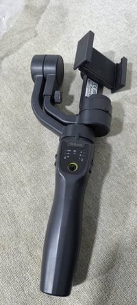 إلكترونيات • اكسسوارات