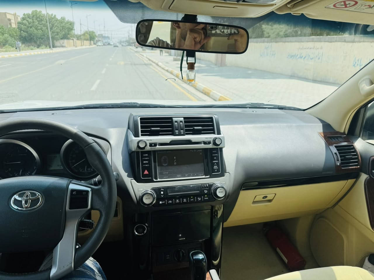 السلام عليكم
برادو ٢٠١٧ للبيع 
٦ سلندر 
مكان السيارة / الكوت 
***********
