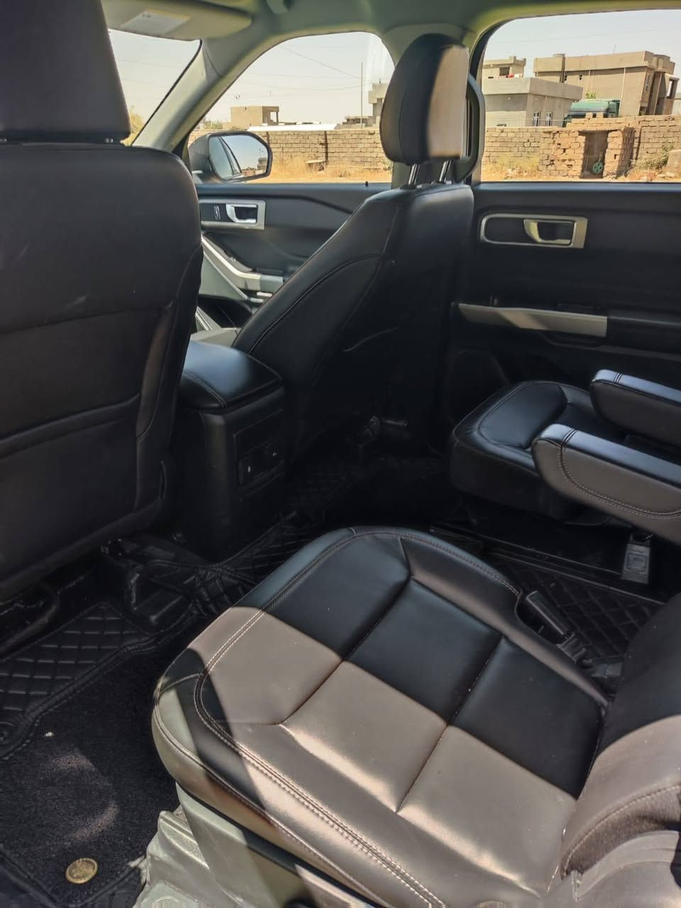 ماشيه ٤٥ الف ميل
الضرر موضح بالصور بدون ايرباك. 

بيها تعديل بسيط نهايه الشاصي الخلفي الايسر و بارد الجنطه مثل الصوره. 

السيارة بدون اي صبغ.

رقم اربيل

XLTمواصفات 

السعر ٢٨٥ قابل للتفاوض

مكان السيارة: صلاح الدين 

رابط الضرر أسفل المنشور.

التواصل خاص.

https://bid.cars/en/lot/1-68134954/2023-Ford-Explorer-1FMSK8DH5PGC26873?fbclid=IwQ0xDSwOmjGpjbGNrAsNTR2V4dG4DYWVtAjExAAEeylw0WYJq1JJrebq2evZpNvnRokbPiLTX3h_yi3jrqy8oeP4mlz6zM5jqKxQ_aem_ymwJ120g6PJ7zugW72xEOA


**إذا كنت صاحب هذا الإعلان وتريد حذفه لأي سبب، رجاءا أرسل رسالة إلى الدعم الفني**