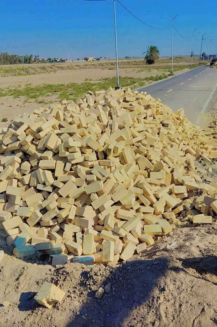 يا الله 
للبيع ابلوك درجه أوله شرط عل كلاب 
او موجود طابوك الاصلاح شرط العدد والنظافه واصل 
او موجود كسر تربيع حمل فول 
***********
