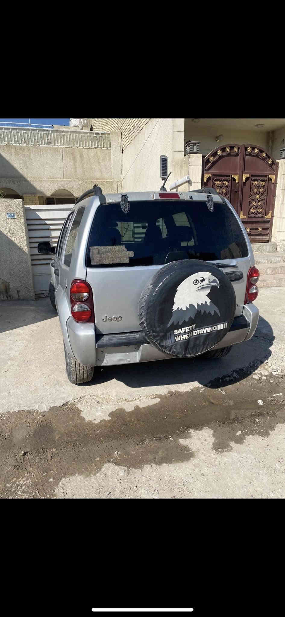 جيب لبرتي 2007مكينه 3700
كير مكينه تبريد كفاله 
السياره بدون حادث ولا صبغ 
كامله مابيه نقص رقم بغداد تحويل ثاني يوم
السعر 70وبيه مجال بسيط
عنوان بغداد شارع فلسطين
***********
***********
