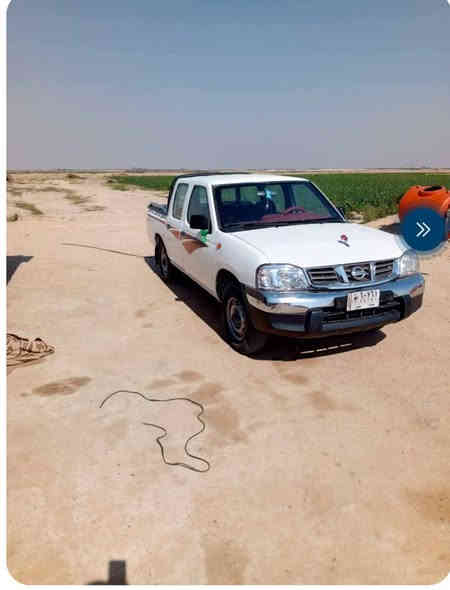 سلام عليكم ورحمه والله وبركاته سياره نيسان موديل 2009رقم بغداد مصبوغه صبغ عام اثر جرد بيه قليل حداديه جديده تخم تأير جديد كهربائيات شغاله سعر 105وبيه مجال وتصل عرقم وبيك خير وتددلل رقم ***********
