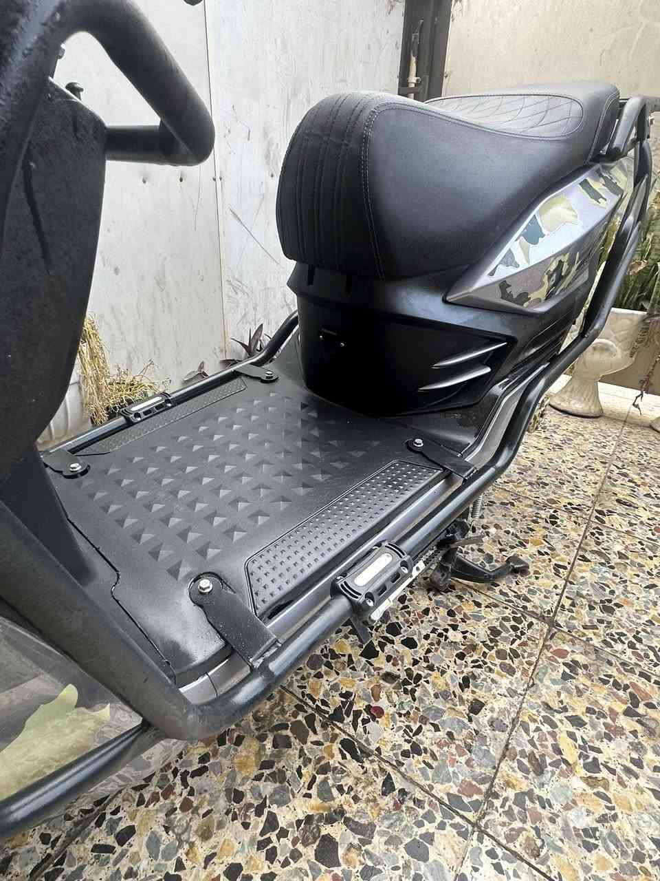 للبيع عنوان بغداد العامريه
عادي مراوس 

***********
