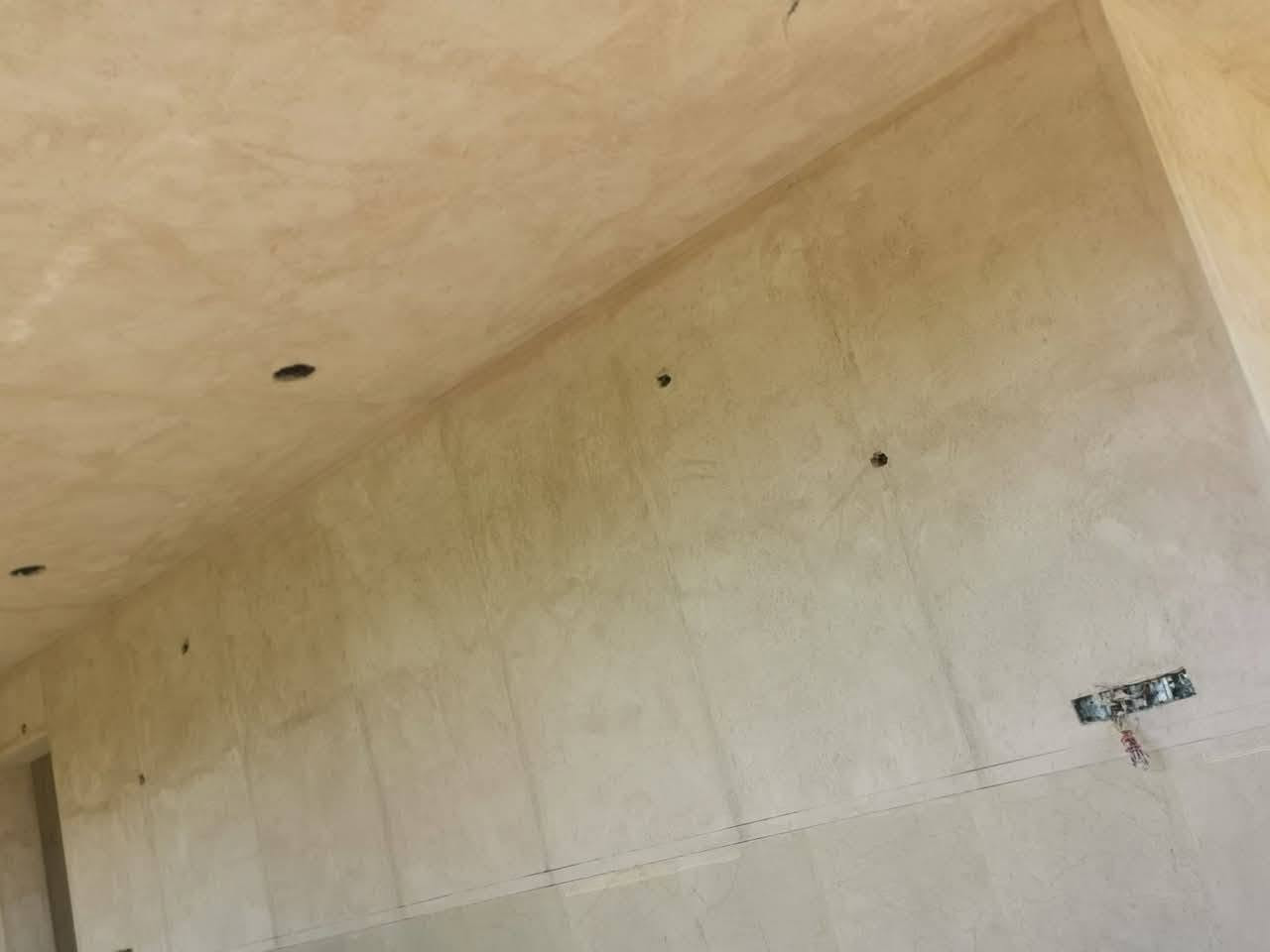 السلام عليكم ..لبخ جص بورك سمنت نثر شغل درجه اولى نشتغل كباله ومتر نعمل في كربلاء فقط 
***********
