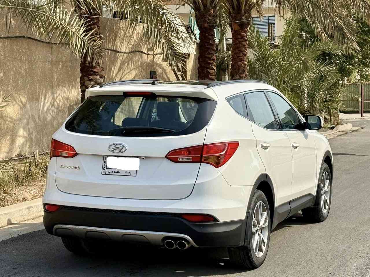 سنتافيه 2017
خليجيه بيهة جاملغ الخلفي جهة السائق صبغ فقط اثر شخوط 

فول مواصفات 
بنرامه 
سبعه راكب 
شاشه تحكمات ستيرن 
مكينه 2400  سته سلندر دوش 
تبريد ثلج 
تخم تاير 
صدر جديد 
مكينه كير جاهزه 

رقم بغداد مشروع وطني تحويل ثاني يوم 
عنوان بغداد شارع فلسطين 
معروضه 162
 ***********
