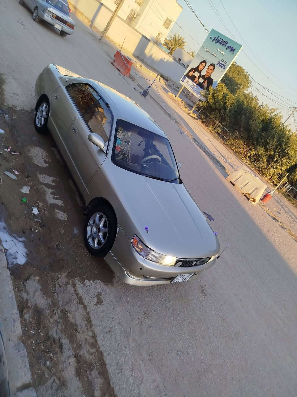 السلام عليكم ورحمه الله وبركاته 
سياره سيزر نفخ موديل 1992 
سياره مكفوله من الكص والنقل والضربه القويه 
كير ومكينه ونجي تبريد شغال حداديه خير من الله 
تخم تاير السياره جاهزه عل اخر حبايه غرفه جديده رقم بغداد
انكليزي السياره أحله من الصوره مكان السياره نجف ابو صخير 
اخوان سعر السياره 72 وبيها مجال حك الجيه رقم التلفون *********** وتحياتي للجميع
