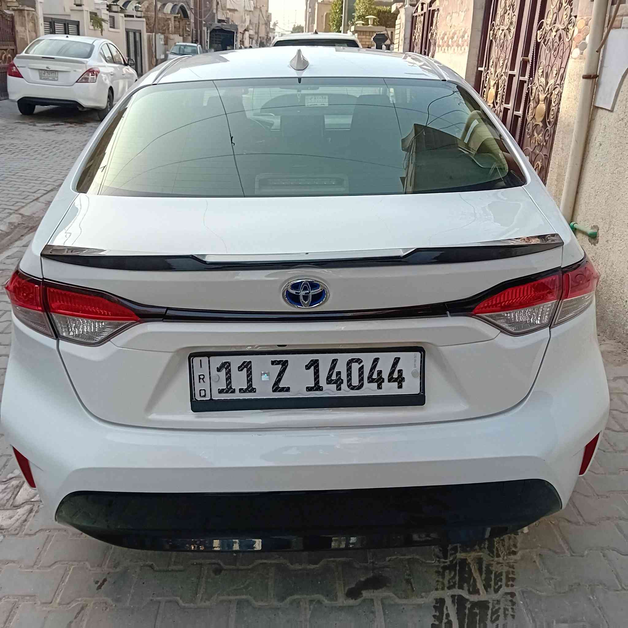 2024Toyota Corolla LE هايبر
وارد امريكي 
كورلا2024هايبرد مرقم بغداد باسمي لون ابيض
 وارد امريكي ياباني اصلي   بدون ايرباك
حادث  صندوق قبق الجنطه مصلح ومصبوغ نفسه  بنيد بي  بارد صور الحادث  مرفقه بل منشور
عداد: 37500 الف ميل قابل للزياده
مكينه ١٨٠٠ المرغوب
المواصفات: 
مفتاح سويج
داخل اسود
ويل16 اسود
4 جام اوتو
لدات لايت
لايتات زينون
سايد بريك دكمة + اوتو هولد بريك ذاتي عند التوقف
رادار امامي بريك ذاتي + قيادة تحديد مسار
شاشة كبيرة
كاميرا خلفية دوارة 
اندرويد اوتو + كار بلي نفيكيشن و
تحكمات ستيرن
مثبت سرعة
سياره جديده ولا كلوب مشتغل بدشبول 
مكاني بغداد الاعظميه
للاستفسار اتصل وتساب
***********
