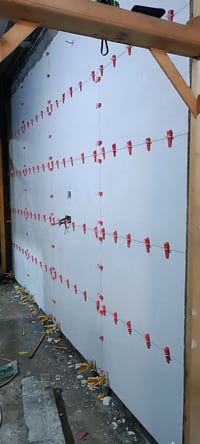 عمل • داخل نجف