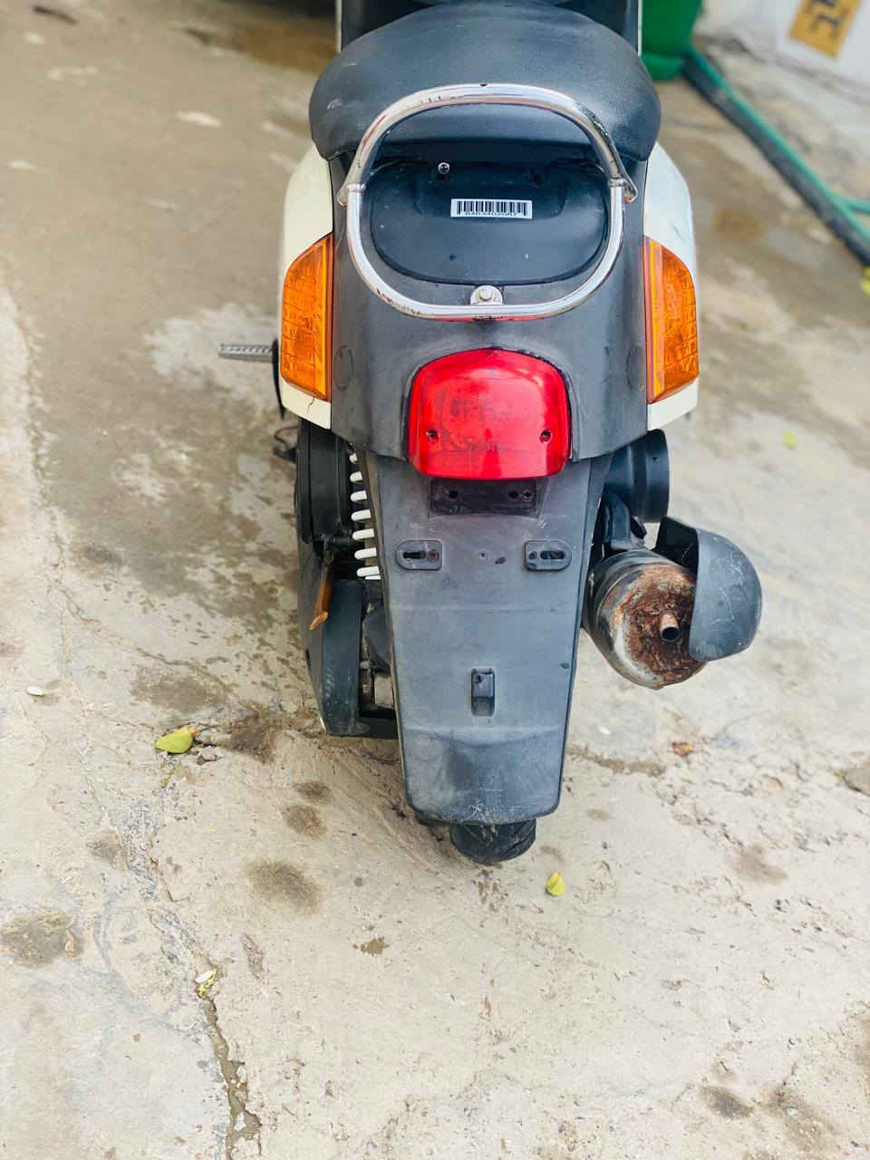 سلام عليكم ماكس بوليس موديل 2008كابريتر النضافه مثل ماموضح بالصور الدراجه بيه نواقص كلش كلش بسيطه مكينه مفتوحه مبدل بس زنجيل غير هاذا الدراجه كفاله عامه الله يشهد السعر 650 وبيها مجال رقمي مامتواجد خاص ***********
