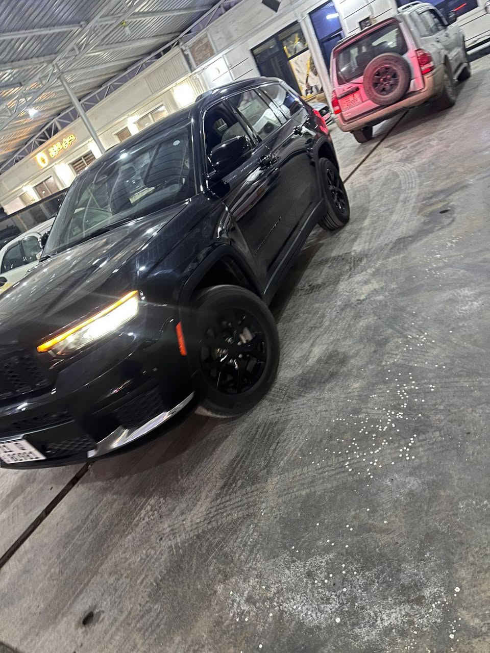 سلام عليكم جيب موديل
2024 فول مواصفات 
رقم بغداد دولي تحويل مباشر
عدا البانوراما كلين بدون
تبديل ما مفتوح بيها ولا
قطعه كفاله عامه من 
الصبغ 7 راكب لون مميز
زيتوني طوخ السياره 
جديده احلى من الصور 
السعر 350 وبيها مجال
حك الجيه مكاني بغداد 
اليوسفيه الرقم 
*********** بي واتساب
***********
