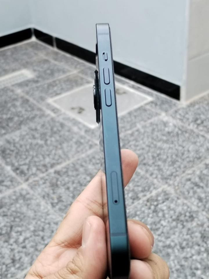 ايفون 13 العادي لون نيلي اللبيع فقط
الذاكرة :- 128

البطارية :- 99 %بلادية مكفول من تبديل وكلشي

السعر :-435

الجهاز :- 

النظافة الجهاز 100/100 مكفول من تبديل فتح صيانة شخوط كلشي شرط نضافة الجديد

للاستفسار بغداد :- ***********
