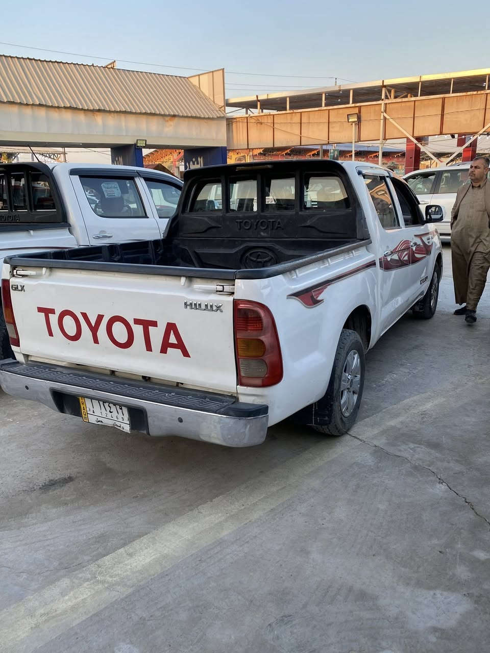 بيكب فلاونزه موديل 10 اوتوماتيك مكفوله من الضربه والصبغ والشاصي كير ومحرك مكفول تبريد ثلج رقم واسط السياره باسمي العنوان نجف
 للاتصال ***********
