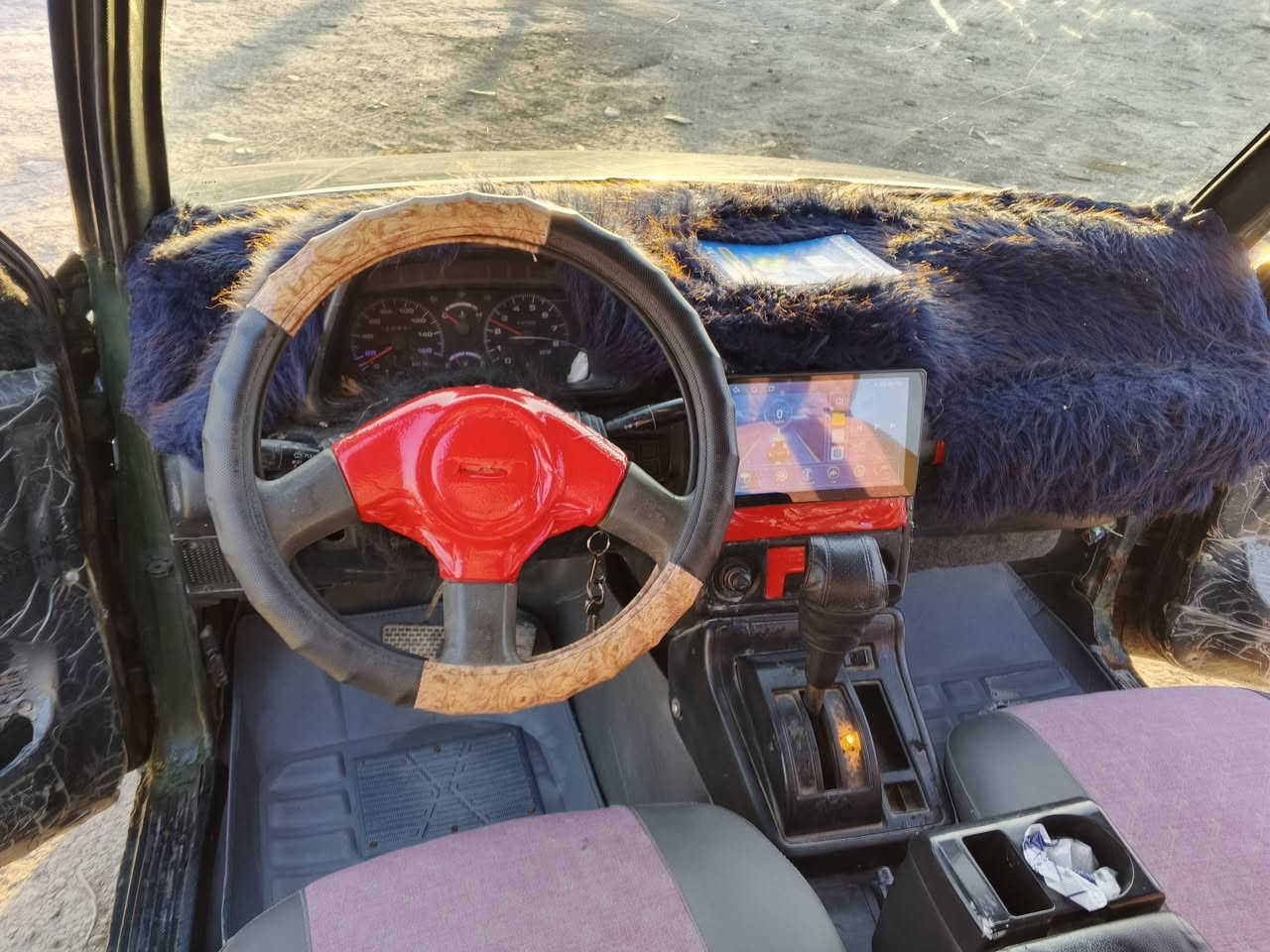 سازوكي فيتارا 1992
محرك وكير ونجي 4 
يصير مراوس حسب القناعه وكلمن بسعره 
سنويه لل30 رقم دولي
سياره جاهزه 
تايرات جدد سبايه وبلاجتورات بالسبايه 
بلاجتورات بالدعاميه 
صدر جديد ومعليها 
شاشه دمام صوت مضخم 
ويل 16
كهربائيات وكيجات كلها شغاله 
مكان السياره ذي قار الفجر 
السعر37 
***********
