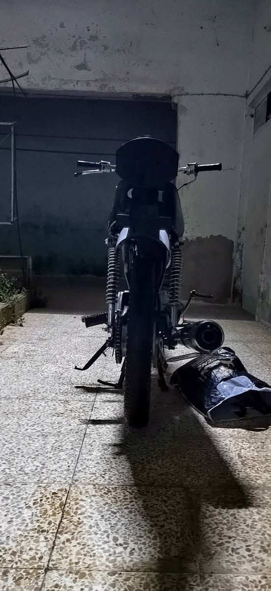 السلام عليكم درجاا حربي اتنس مكان 2025 شرط ما مفتوحا درجا شلعا او معدل شرط كلها تعميرا جديدا سعر 575 او بها مجال لطيبين مكاني موصل كراج شمال ال مو شراي لا يرسلني


**إذا كنت صاحب هذا الإعلان وتريد حذفه لأي سبب، رجاءا أرسل رسالة إلى الدعم الفني**