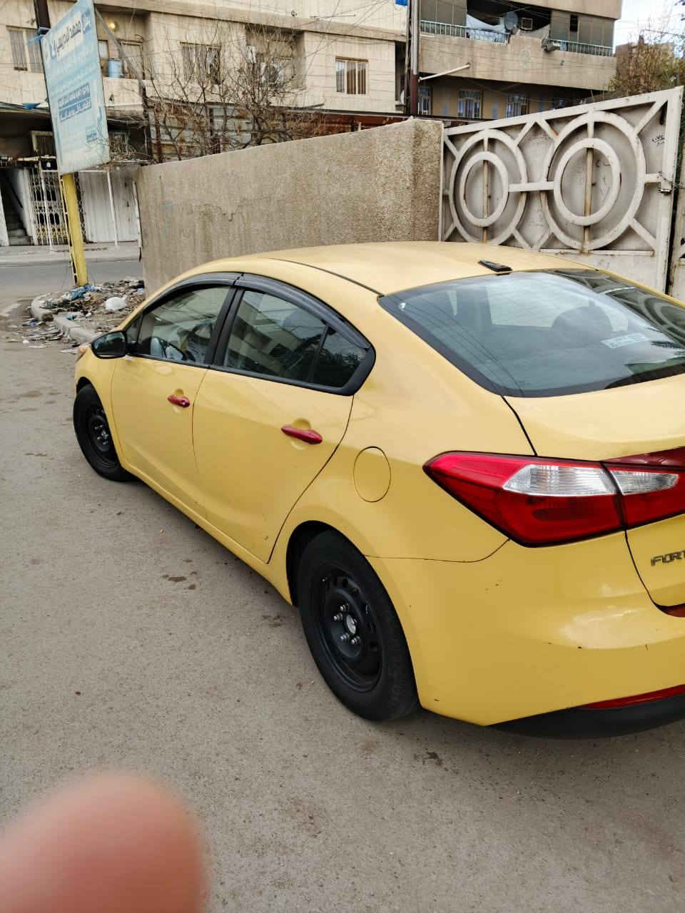 السلام عليكم من رخصه الادمن المحترم فورتي 16وارد امريكي حادث جاملغ لأيمن نفسه مصلح باب سايق مبدل صبغه اوله كير ومكينه ما مفتوحات الرقم انكليزي ،،مكان بغداد // السعر 110. وبيه مجال الرقم //***********
