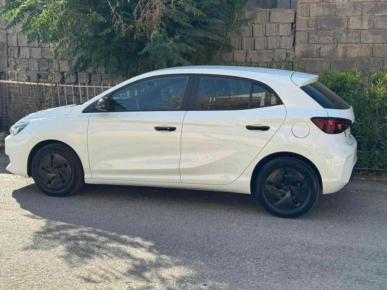 MG3 2025 
هیچی نیە هەموو شتی بەشەرت ٢٥٠٠٠ رۆیشتیە جوانکاری لۆ کرایە بەناوکردن و غەرامە بەشەرت نرخی 105 و مەجالەکی کەم 
*********** أربيل, العراق
