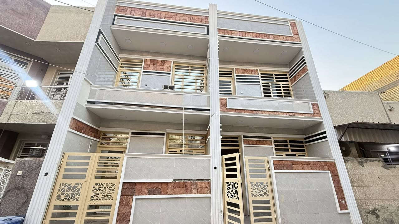 اللهم صلِ على محمد وآل محمد
🌟دار 50متر للبيع 

🌟الدار طابقين يحتوي على غرفتين نوم 

السعر(((90)))مليون
🌟نوع الملك طابو زراعي ملك صرف سند25
🌟حي البساتين شارع احمد الوائلي
للأستفسار:
  ابراهيم الكناني. ***********
